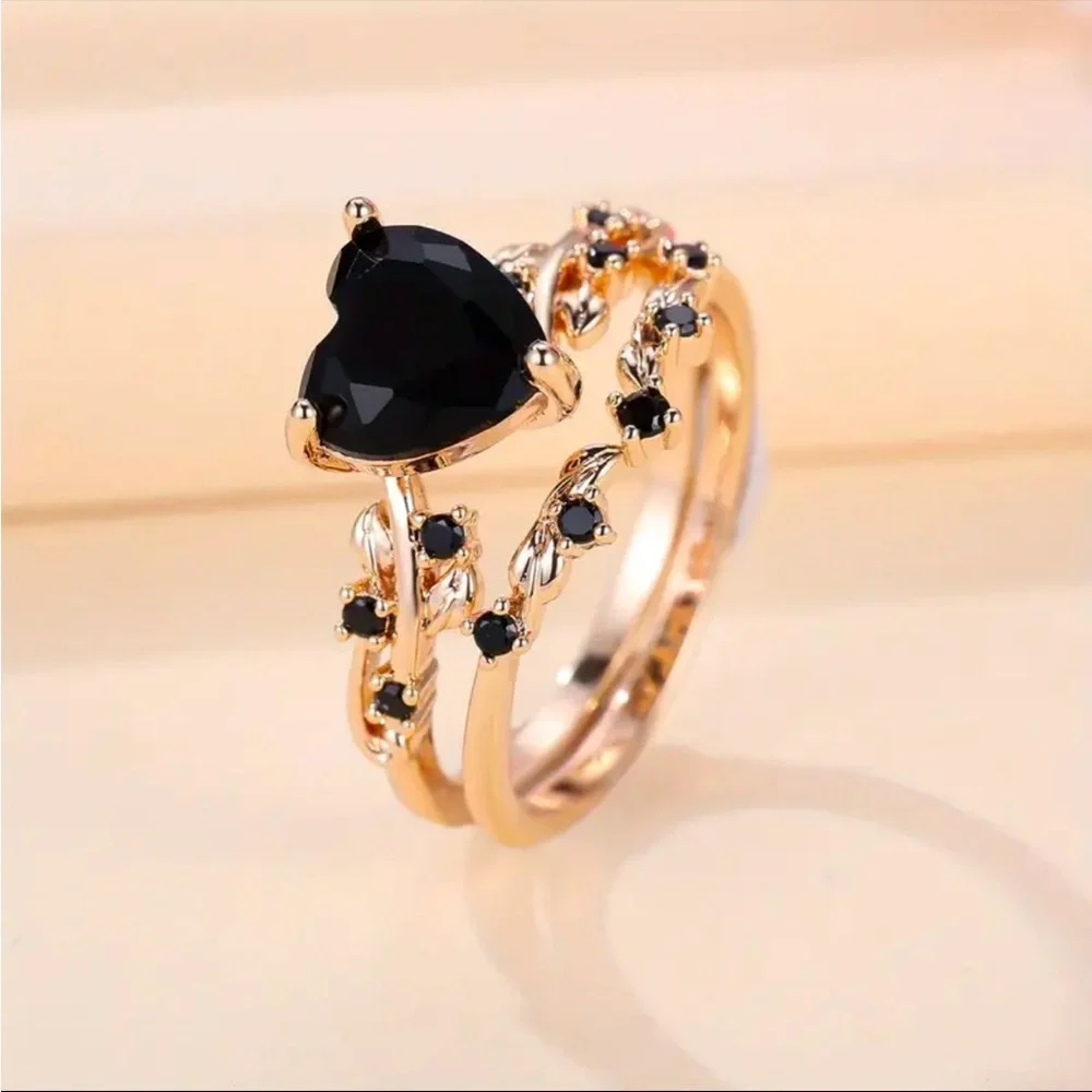Black Heart Floral Engagement Ring 18K Gold Plated Statement Size 8 NWT